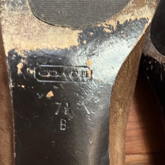 Coach Suede Jude Tassel Kitten Heel Pumps - Picture 10 of 11